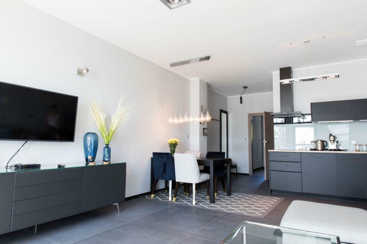 Apartament Na Bulwarze - Parter Z Prywatnym Wejsciem Apartment Ustka Ngoại thất bức ảnh